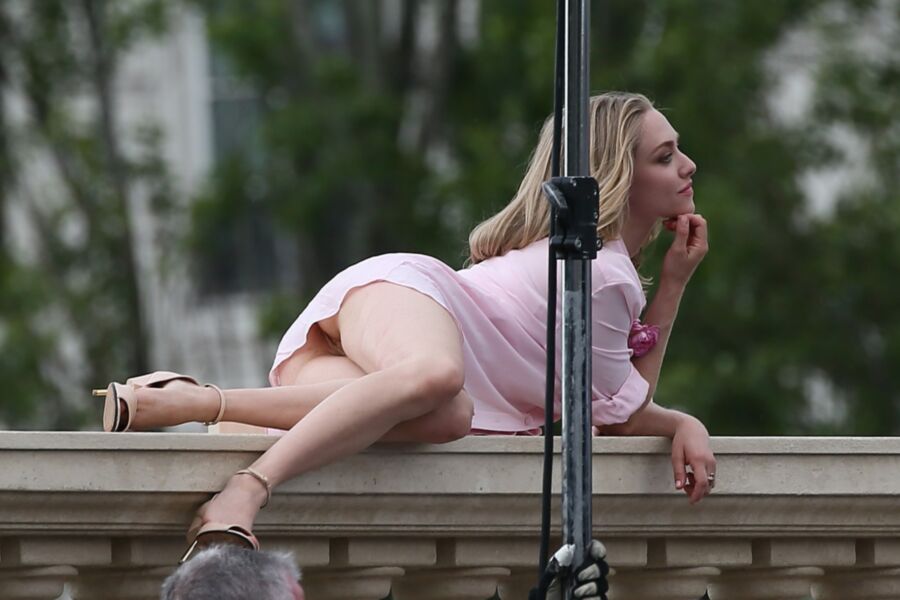 Free porn pics of Amanda Seyfried Pantyless Upskirt Photoshoot In Paris 21 of 29 pics