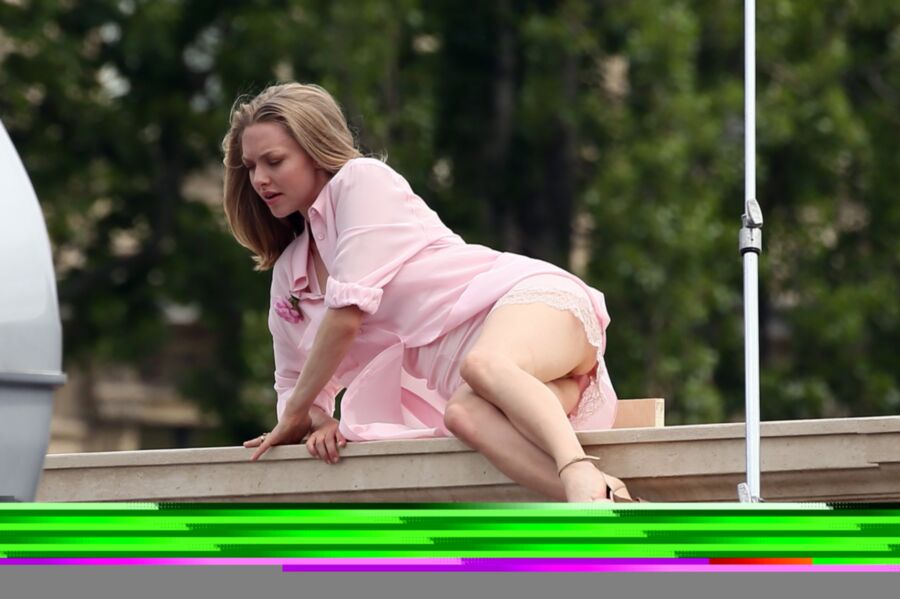 Free porn pics of Amanda Seyfried Pantyless Upskirt Photoshoot In Paris 8 of 29 pics