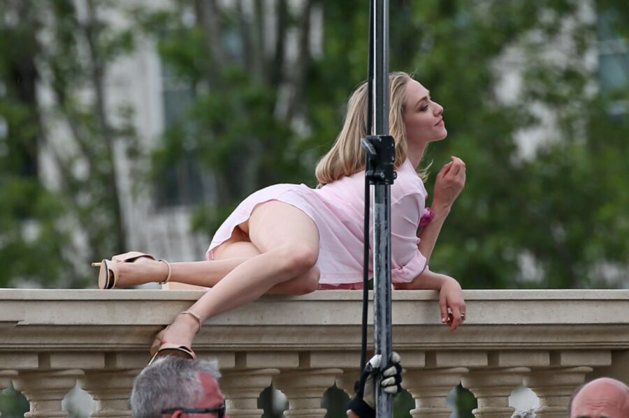 Free porn pics of Amanda Seyfried Pantyless Upskirt Photoshoot In Paris 19 of 29 pics