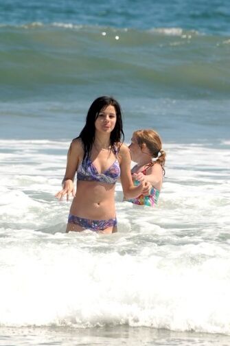 Free porn pics of Selena Gomez Bikini 20 of 139 pics