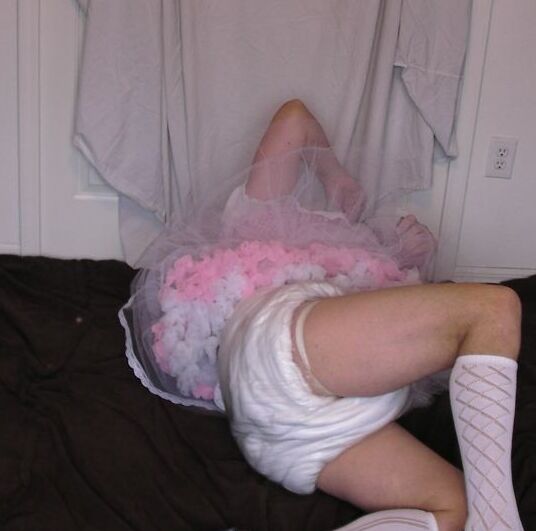 Free porn pics of Peter Went diapered sissy in frilly sissy skirts and kneesocks 5 of 8 pics