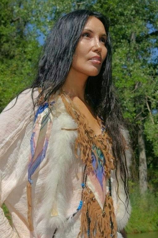 Free porn pics of Native American women 7 of 33 pics