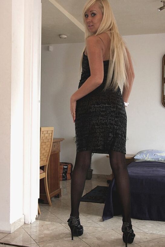 Free porn pics of Amelie: LBD, black stockings and garters 11 of 185 pics