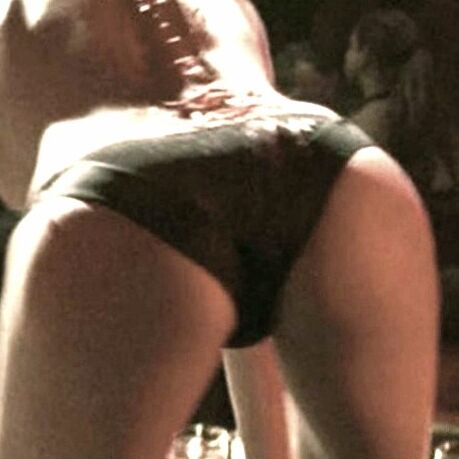 Free porn pics of Jessica Biel SWEET ASS 7 of 26 pics