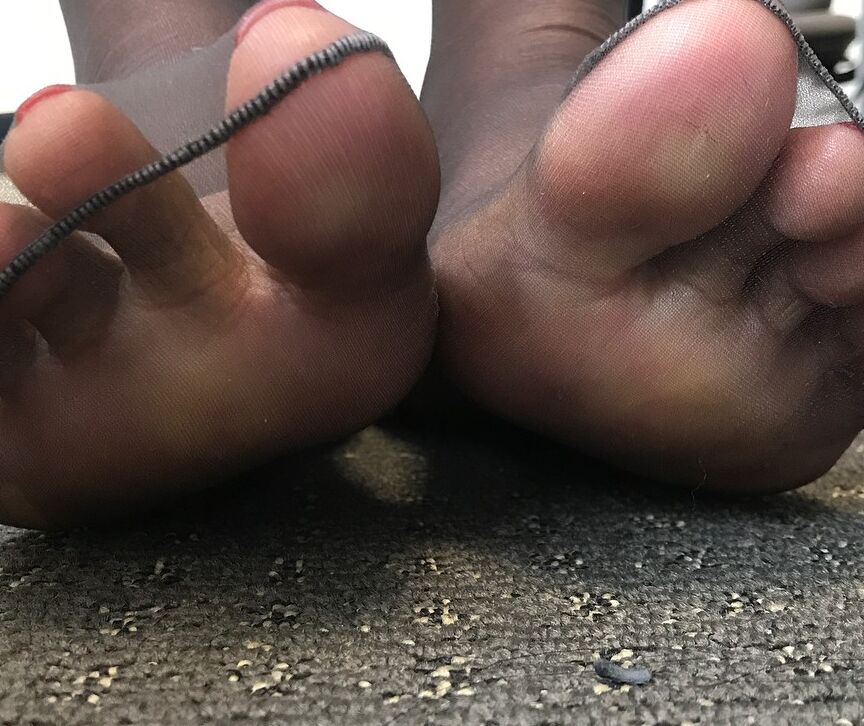 Free porn pics of ebony nylon feet 14 of 100 pics