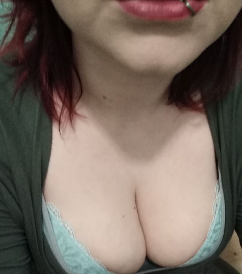 Free porn pics of East Sussex redhead slut with big tits 3 of 4 pics