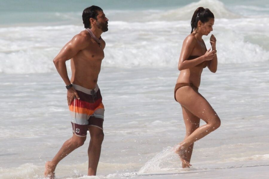 Free porn pics of Shibani Dandekar- Sexy Indian Singer and boyfriend Play at Beach 13 of 33 pics