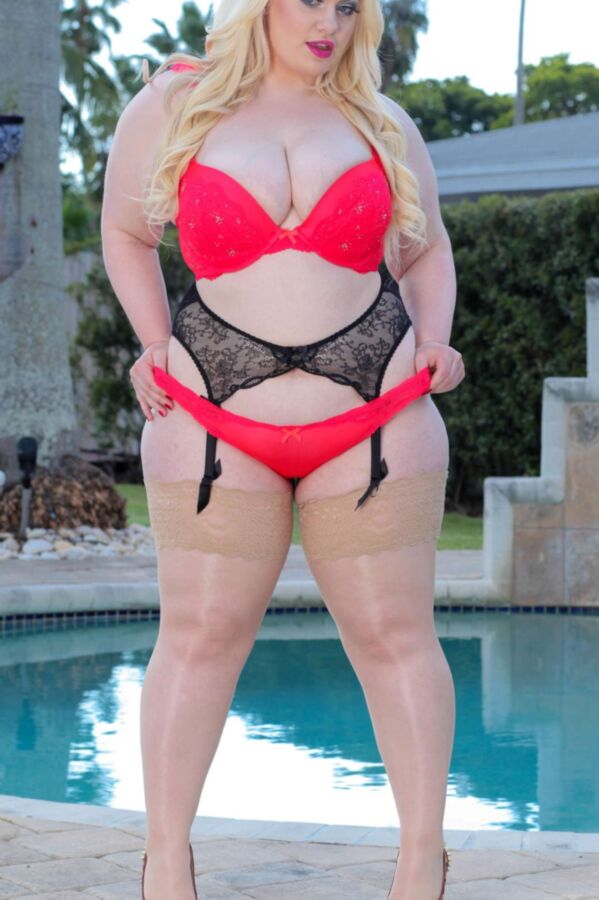 Free porn pics of Klaudia Kelly - pink bra and thong gorgeous blonde pawg poolside 7 of 320 pics