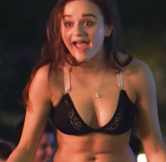 Free porn pics of Joey King in "The Kissing Booth" 20 of 26 pics