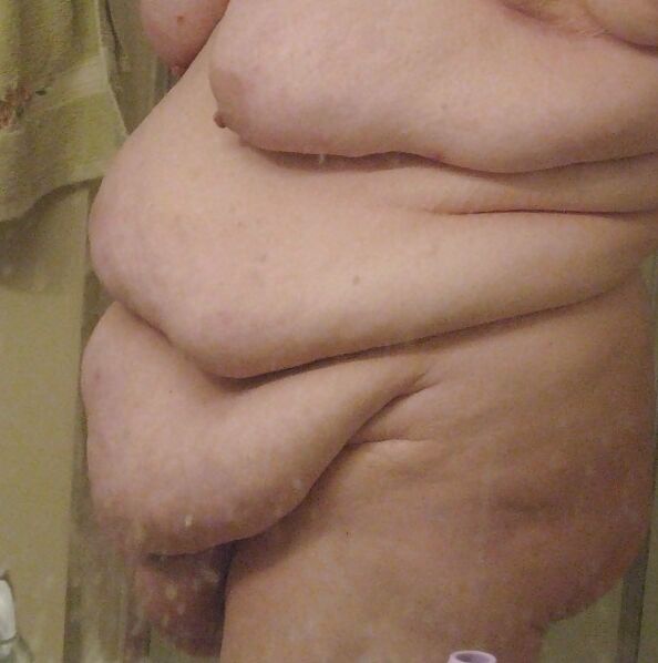 Free porn pics of BELLY 19 of 275 pics