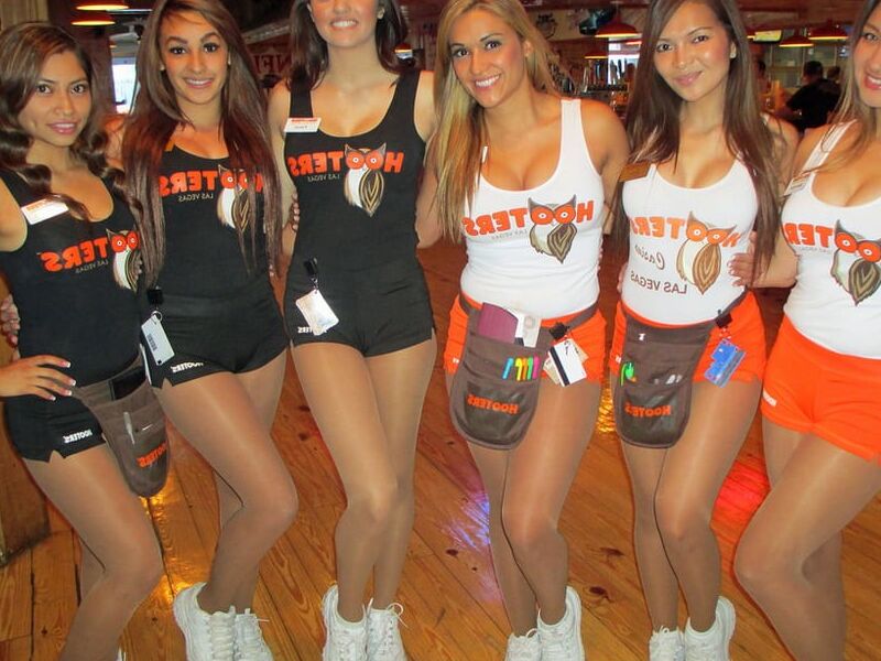 Free porn pics of Wanking @ Hooters 10 of 20 pics