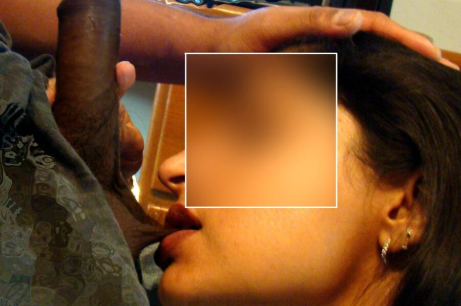 Free porn pics of Indian Hotties - Kavitha V 16 of 219 pics