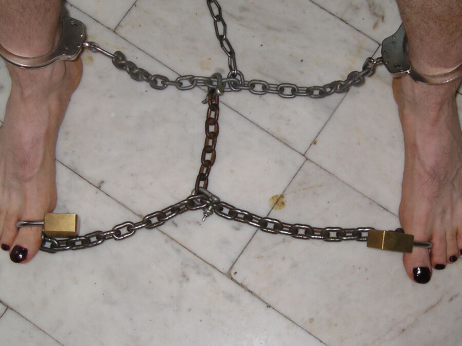 Free porn pics of my sexy pedicured barefeet bound for BDSM session 8 of 19 pics