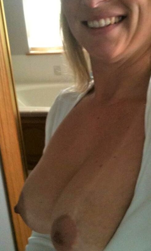 Free porn pics of MILF Big tits 12 of 66 pics