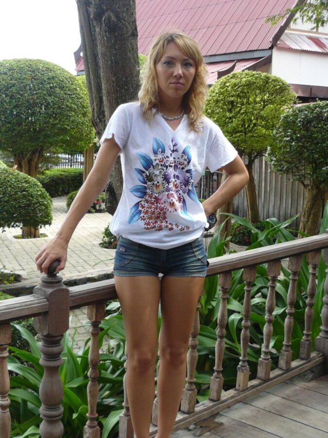 Free porn pics of easy work in Thailand 17 of 121 pics