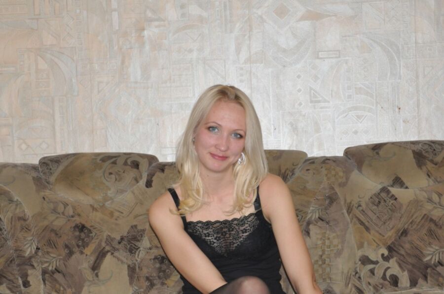 Free porn pics of Russian girls - Married Blonde Tanya 14 of 52 pics