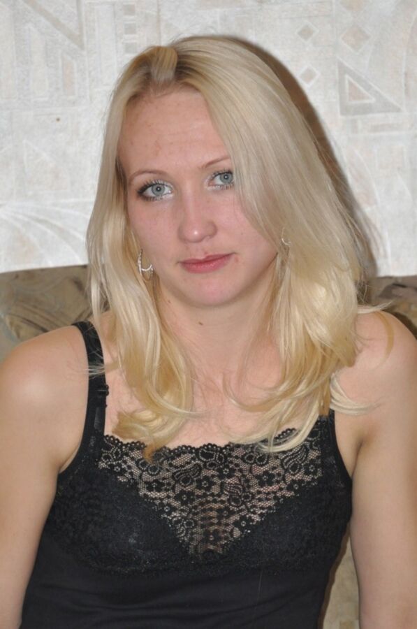 Free porn pics of Russian girls - Married Blonde Tanya 8 of 52 pics