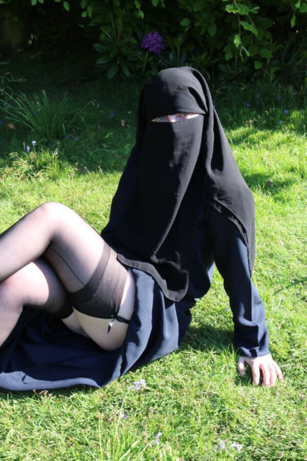 Free porn pics of Burka Girl 11 of 53 pics