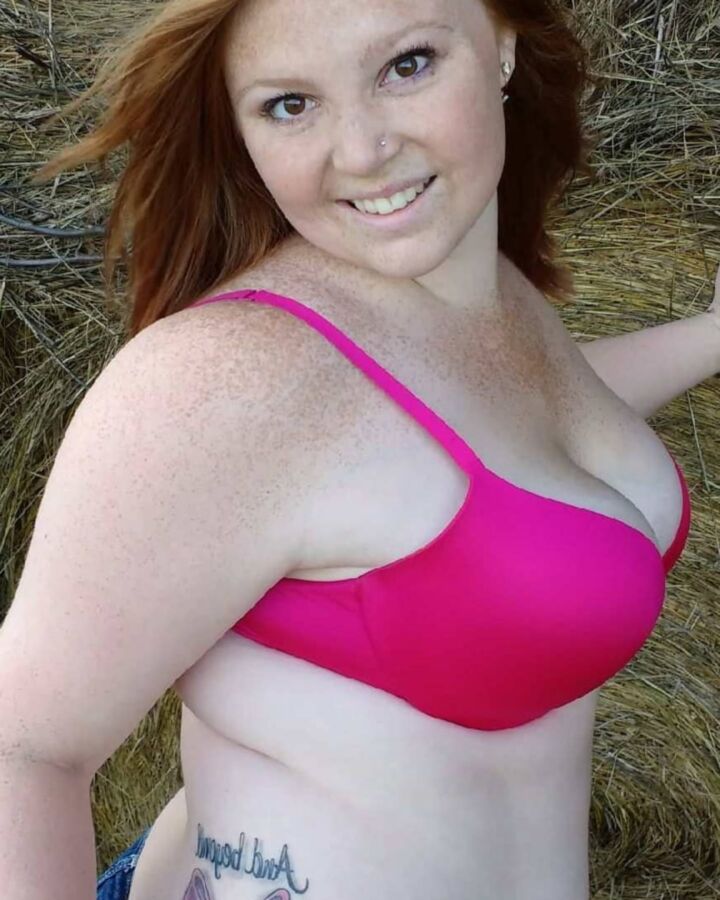 Free porn pics of mydarlingrebecca BBW Model 2 of 28 pics