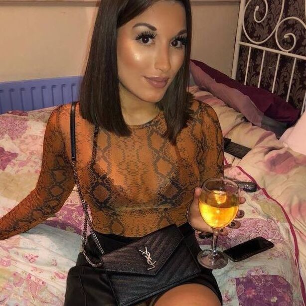 Free porn pics of Yasmin - Filthy Instagram slut wants your cum over her face 3 of 12 pics