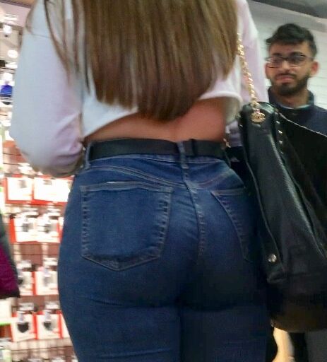 Free porn pics of Sweet Teen Pawg in Jeans has a Phattie 18 of 26 pics