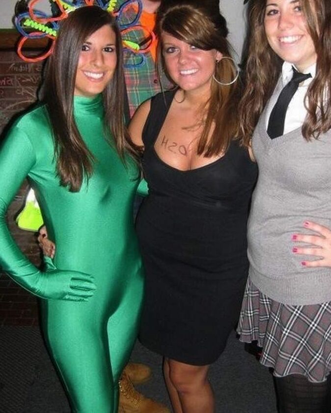 Free porn pics of Halloween: Comment on the costumed girls you like 18 of 24 pics