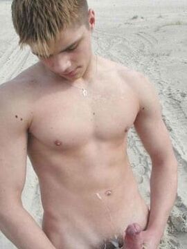 Free porn pics of mixed twinks 20 of 85 pics