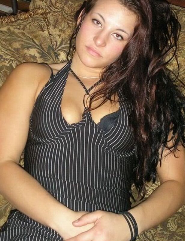 Free porn pics of UFC Fighter Meisha Tate is a huge Slut 7 of 32 pics