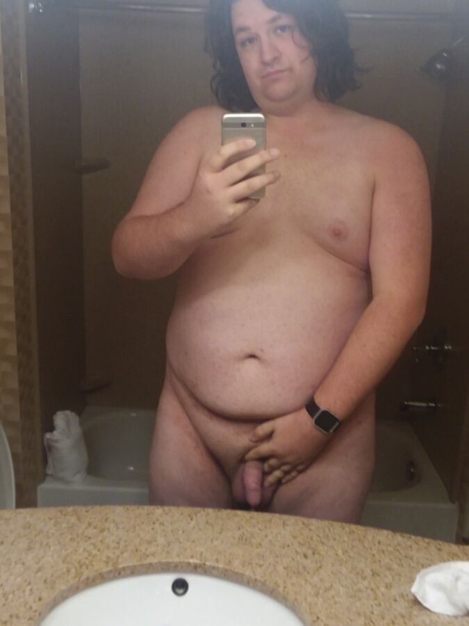 Free porn pics of Exposed Matthew Keefer shameless naked slut.  7 of 21 pics