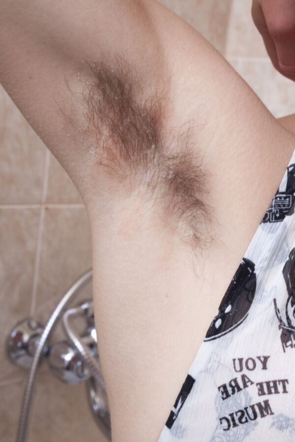 Hairy alecia fox