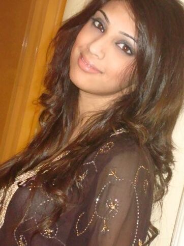 Free porn pics of Pakistani Muslim Slut Imaan Nudes Leaked 16 of 25 pics