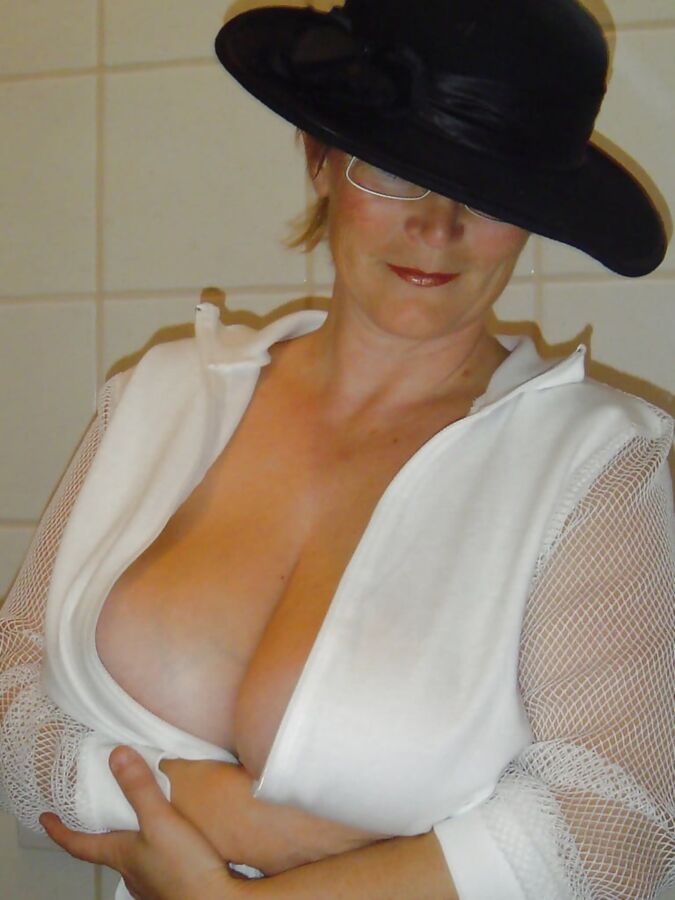 Free porn pics of Really nice blonde mature Antje with big tits 20 of 29 pics
