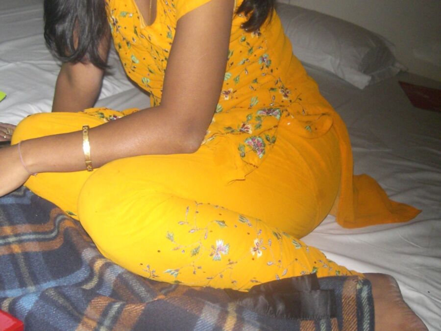 Free porn pics of Indian Hotties - Zeba 2 of 403 pics