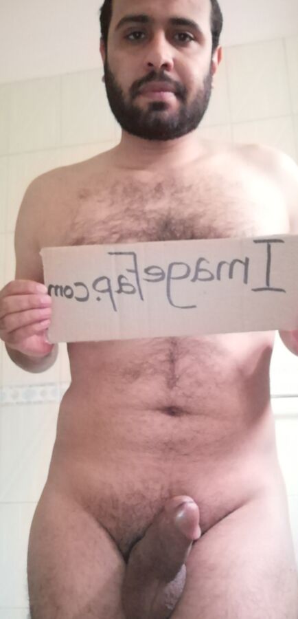 Free porn pics of it is me ! 6 of 8 pics