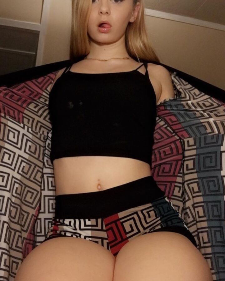 Free porn pics of Hailey A 11 of 14 pics
