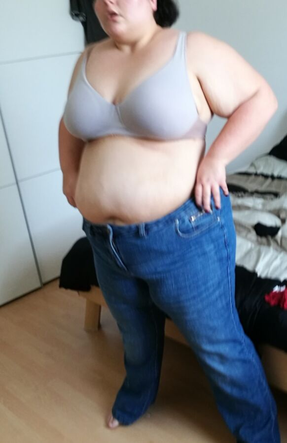 Free porn pics of Fat Pig Slut Gets Her Tits Exposed 9 of 13 pics