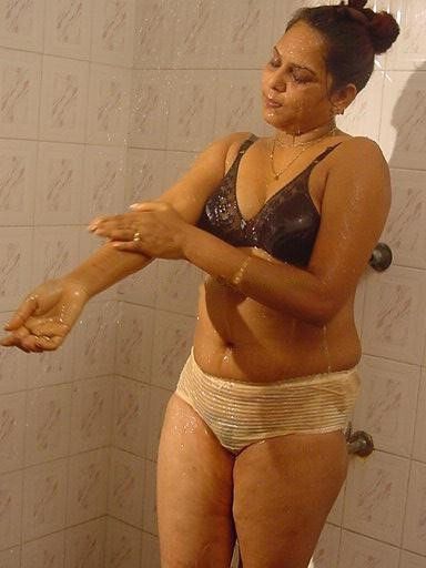 Free porn pics of MALLU SINDHU INDIAN BITCH AT THE SHOWER 6 of 20 pics