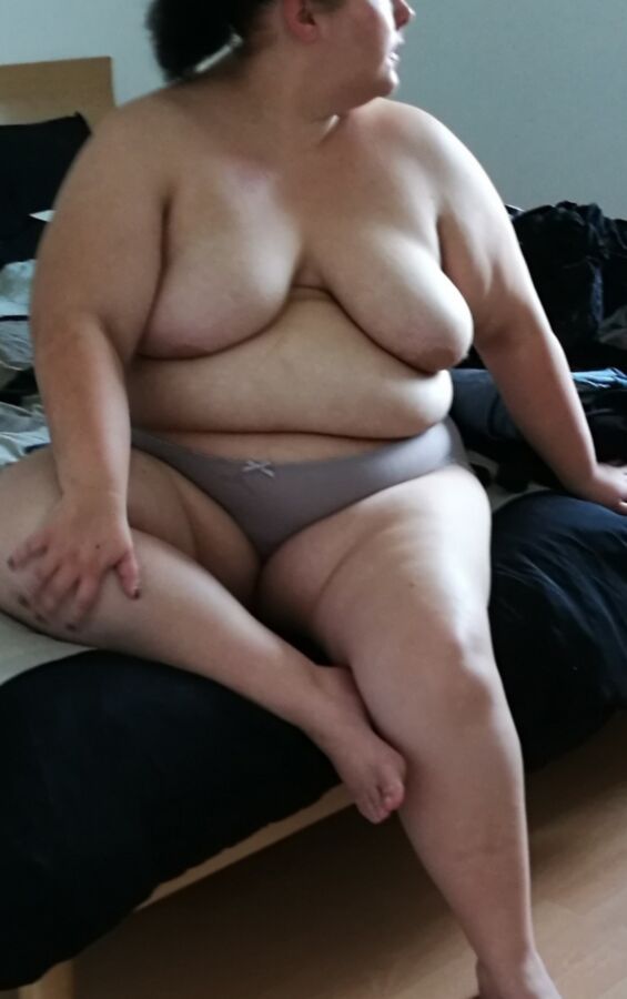 Free porn pics of Fat Pig Slut Gets Her Tits Exposed 1 of 13 pics