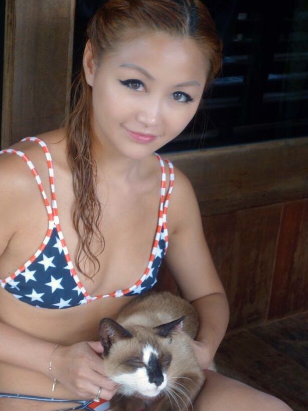 Free porn pics of Asian Girlfriend 10 of 60 pics