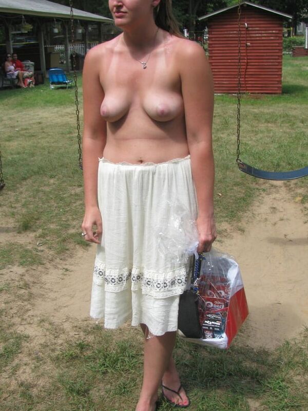 Free porn pics of Just amateur tits topless 7 of 52 pics