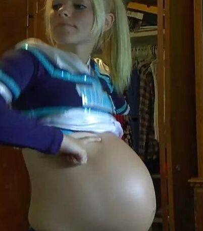 Free porn pics of Pregnant Teens 12 of 28 pics