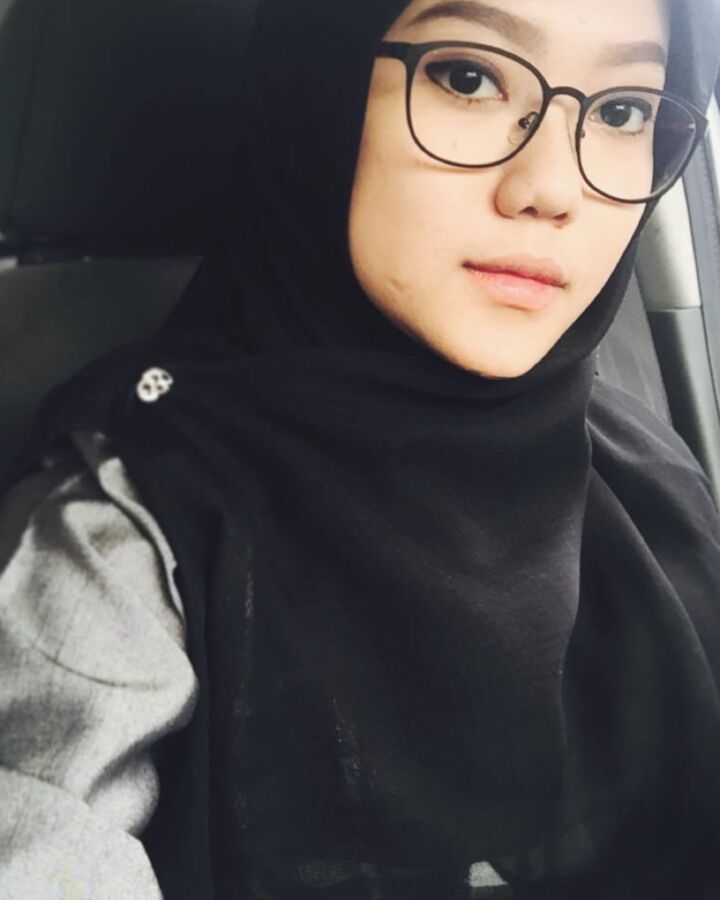 Free porn pics of Hot hijab teen from Indonesia ???? 6 of 15 pics