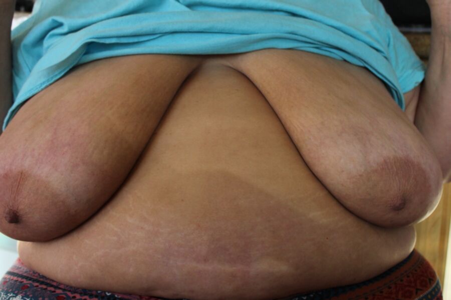 Free porn pics of Big, fat, floppy tits! 1 of 48 pics
