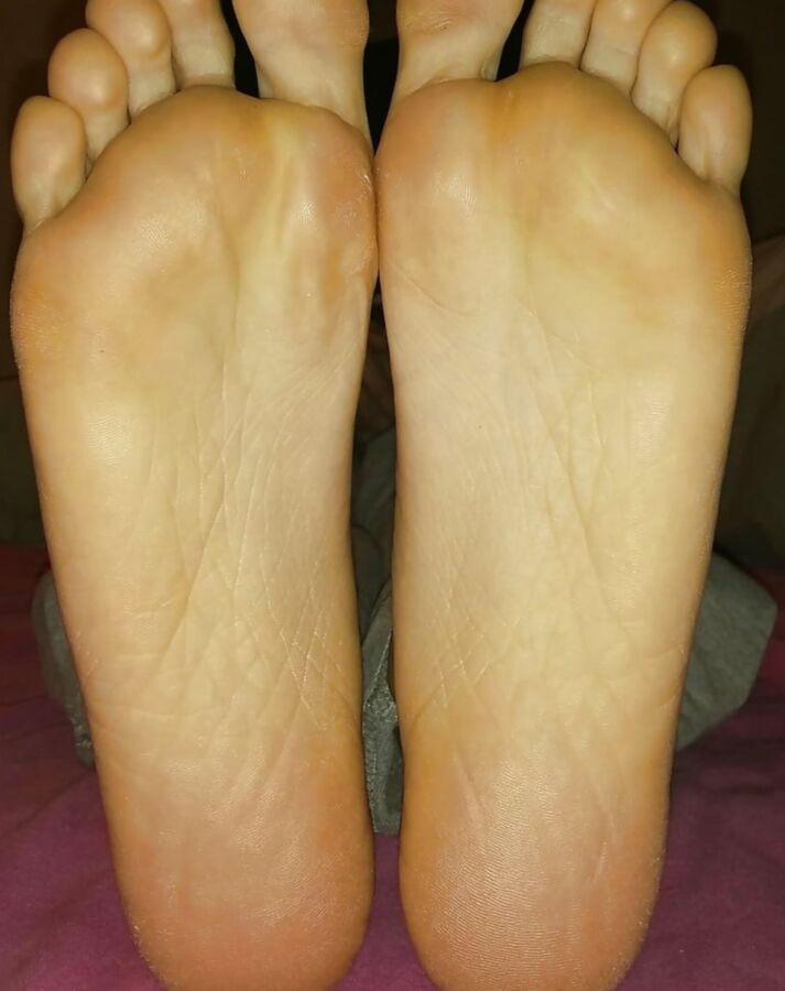 Free porn pics of Hotel Managers SOLES ! 4 of 5 pics