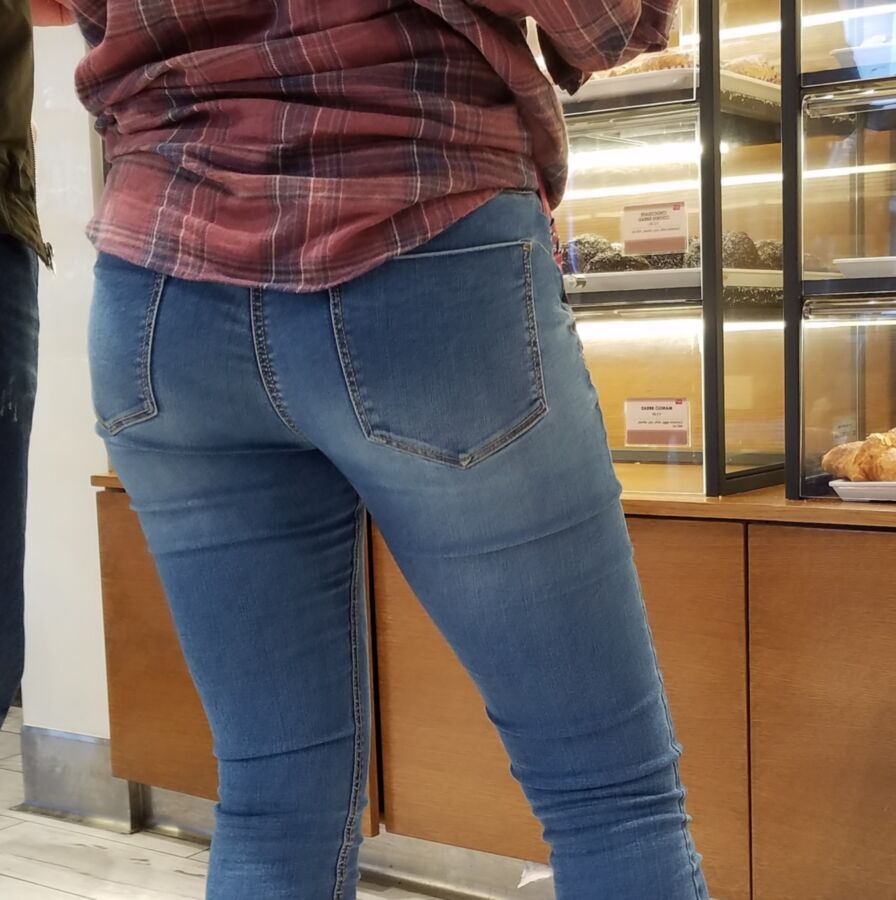 Free porn pics of Tight Jeans 9 of 19 pics