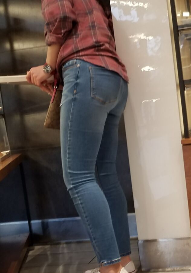 Free porn pics of Tight Jeans 6 of 19 pics