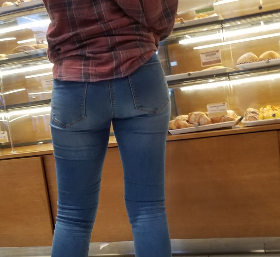 Free porn pics of Tight Jeans 11 of 19 pics