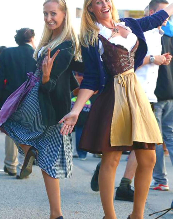 Free porn pics of Fesche Madln im Dirndl zum Hundertsiebenundachtzigst`n 23 of 100 pics