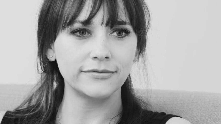 Free porn pics of Rashida Jones is fucking hot 15 of 21 pics