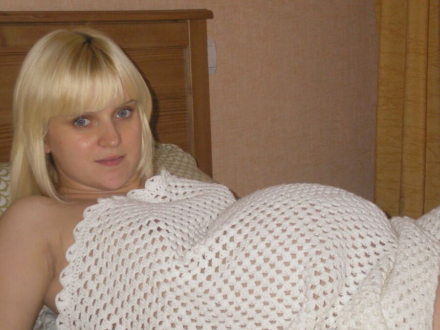 Free porn pics of Pregnant blonde with beautiful eyes 23 of 34 pics